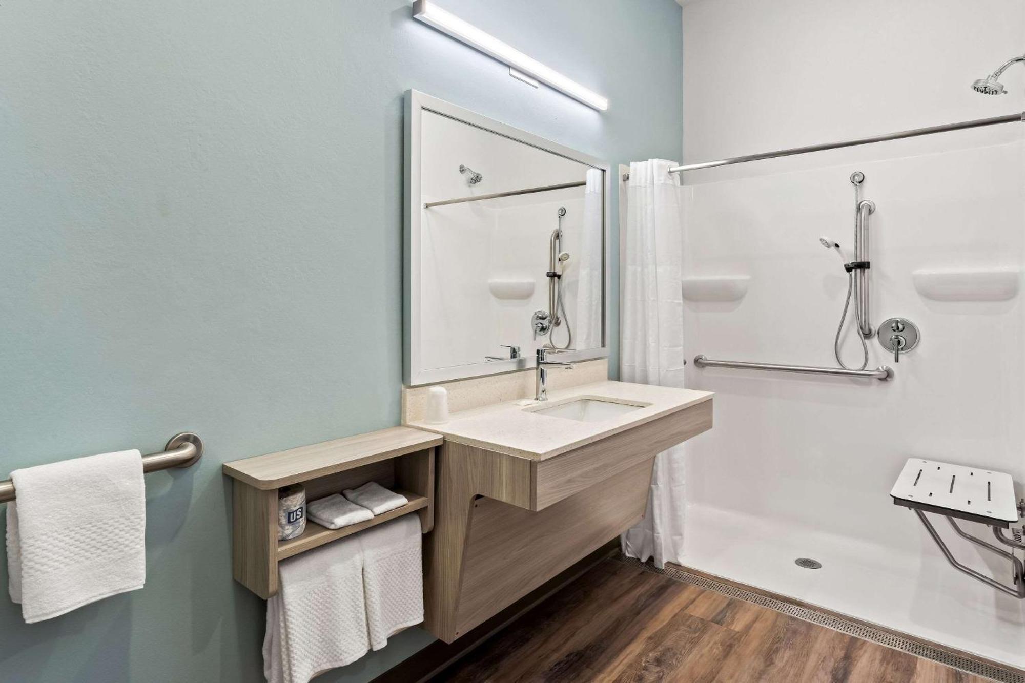 Woodspring Suites Easton Nazareth ภายนอก รูปภาพ